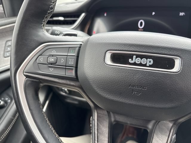 Used 2021 Jeep Grand Cherokee L Limited AWD/4WD image 10