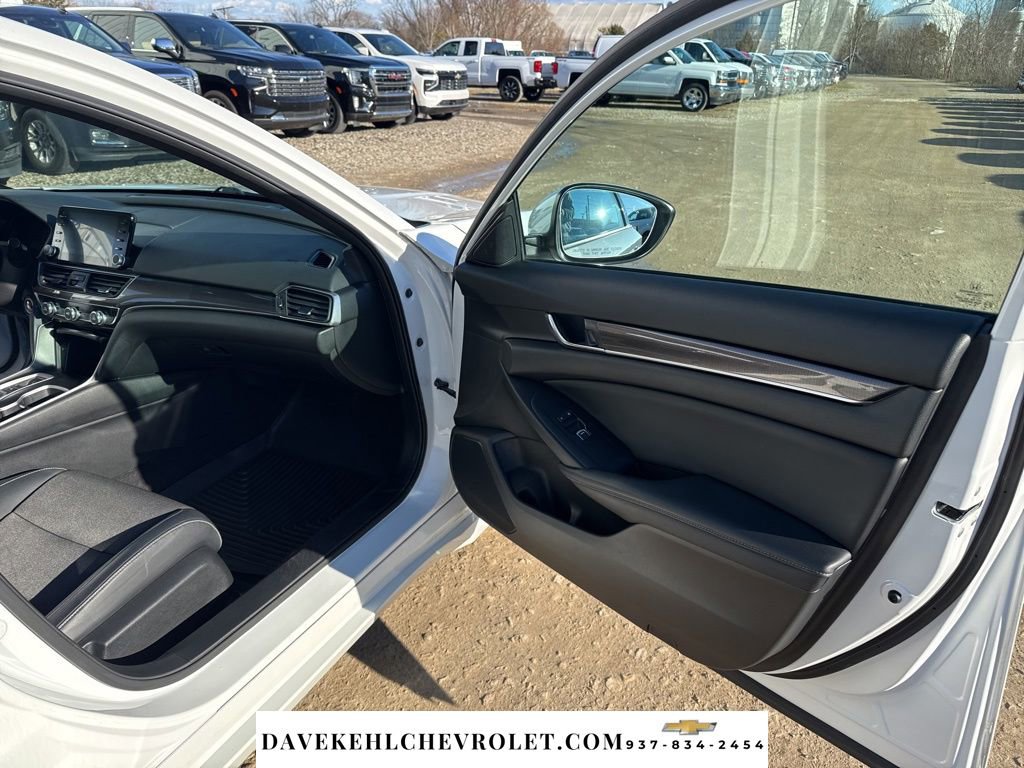 Used 2018 Honda Accord Sport image 26