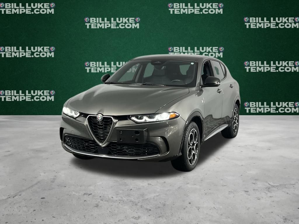 Used 2024 Alfa Romeo Tonale Ti w/ Active Assist Package image 2