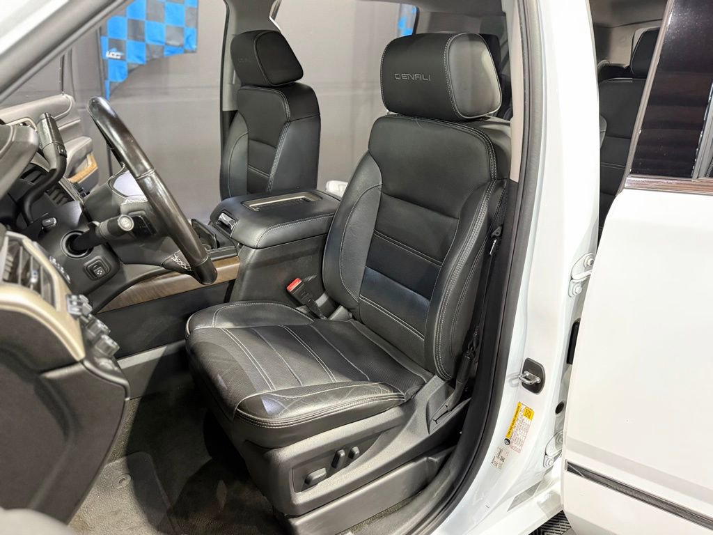 Used 2018 GMC Yukon XL Denali w/ Denali Ultimate Package image 21