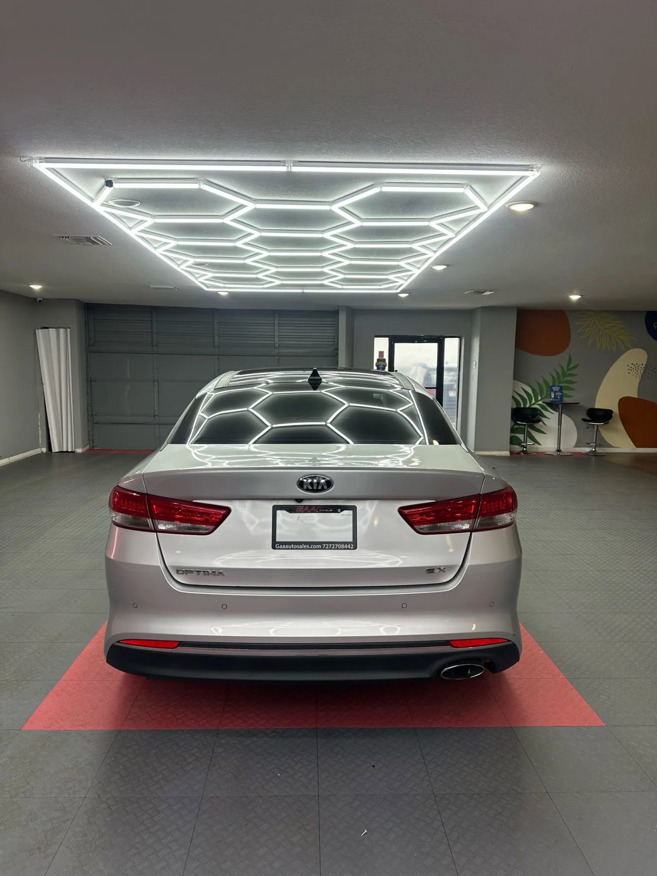 Used 2016 Kia Optima EX w/ Premium Package image 5