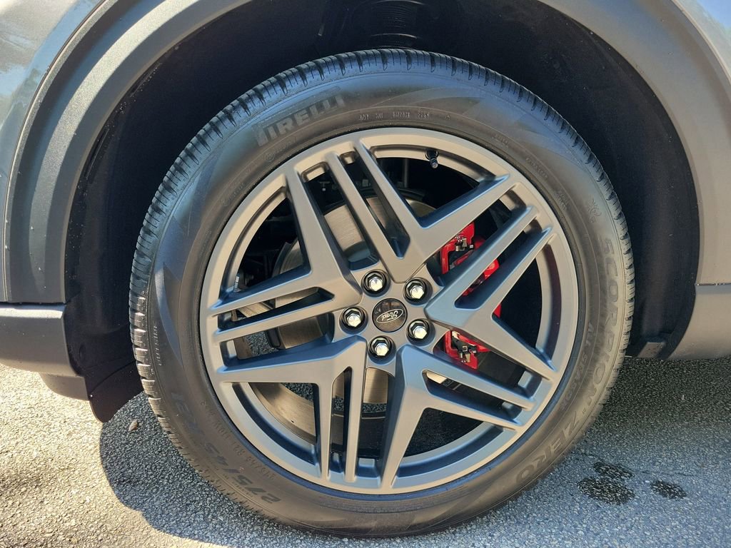 Used 2026 Ford Explorer ST w/ Sun And Sound Package image 9