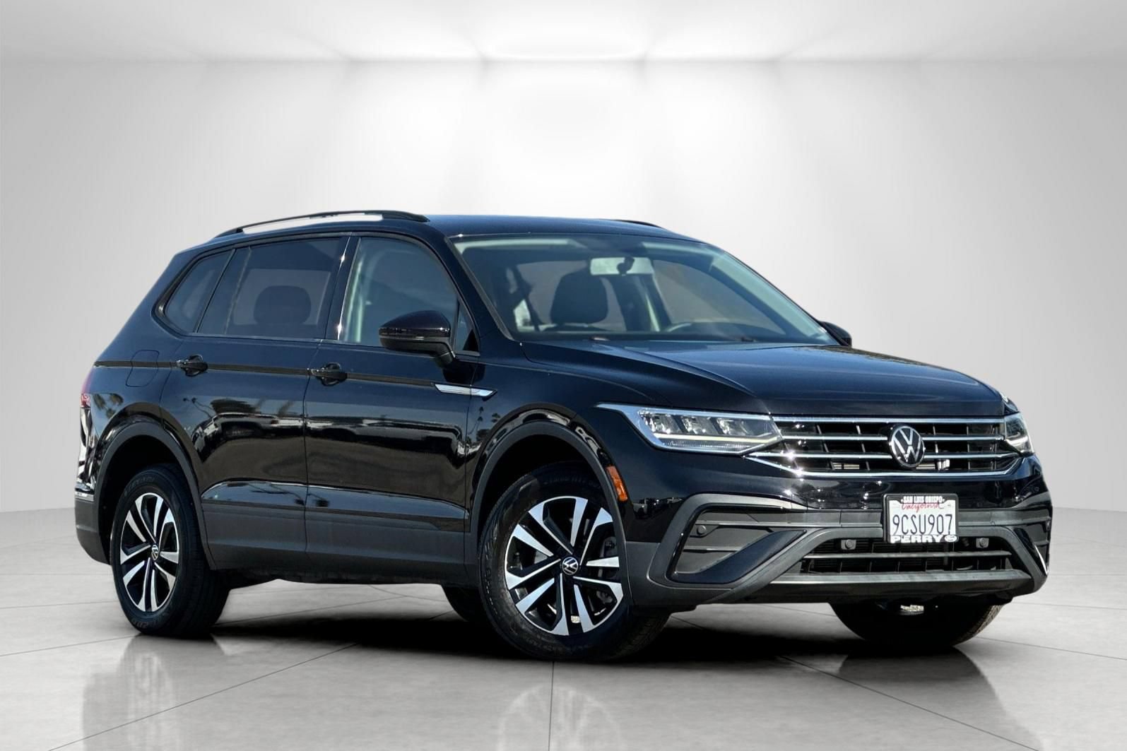 Used 2022 Volkswagen Tiguan S AWD/4WD image 1