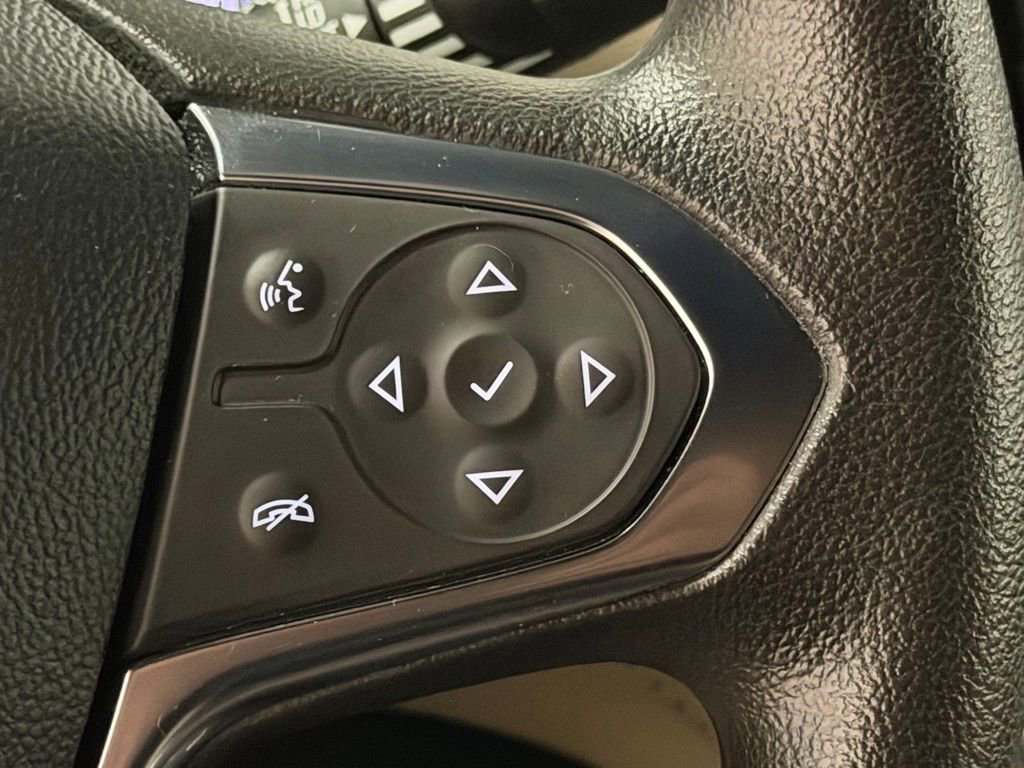 Certified 2022 Chevrolet Traverse LS image 32