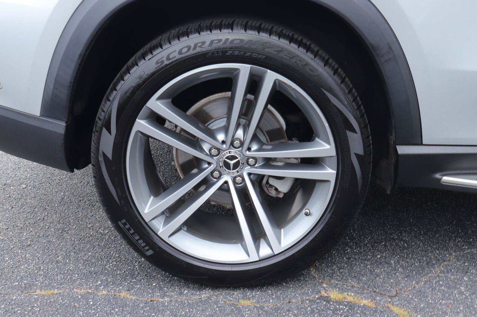 Used 2020 Mercedes-Benz GLE 350 image 41