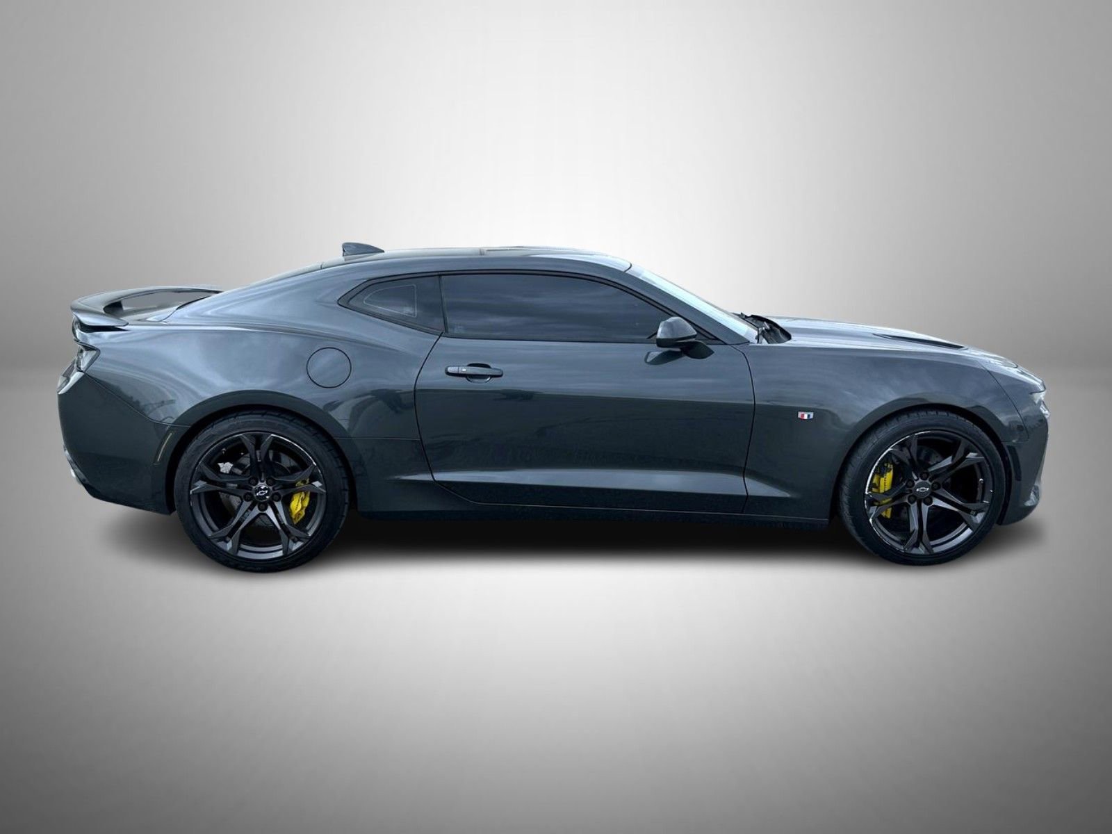 Certified 2018 Chevrolet Camaro SS image 4