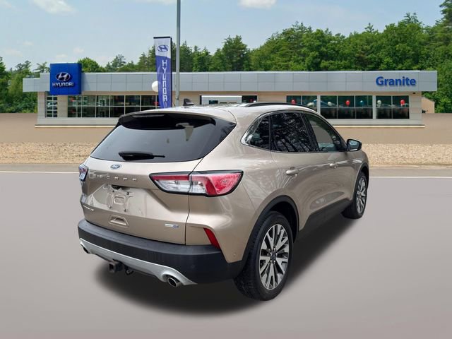 Used 2020 Ford Escape Titanium AWD/4WD image 4