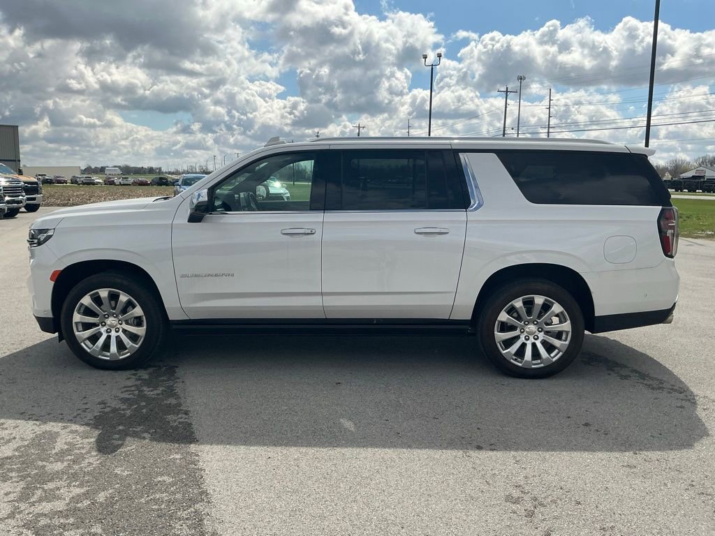 Used 2024 Chevrolet Suburban Premier w/ Advanced Technology Package AWD/4WD image 6