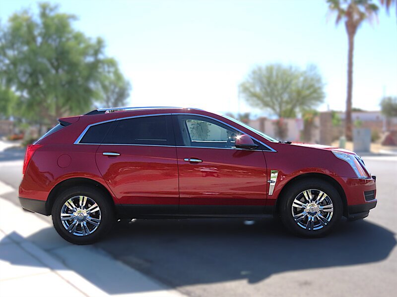 Used 2011 Cadillac SRX Luxury FWD image 7