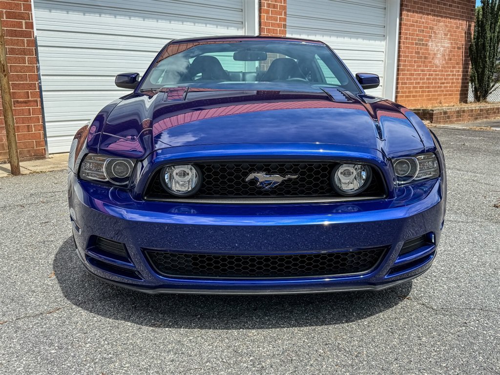 Used 2014 Ford Mustang GT Premium w/ GT Track Package RWD image 10