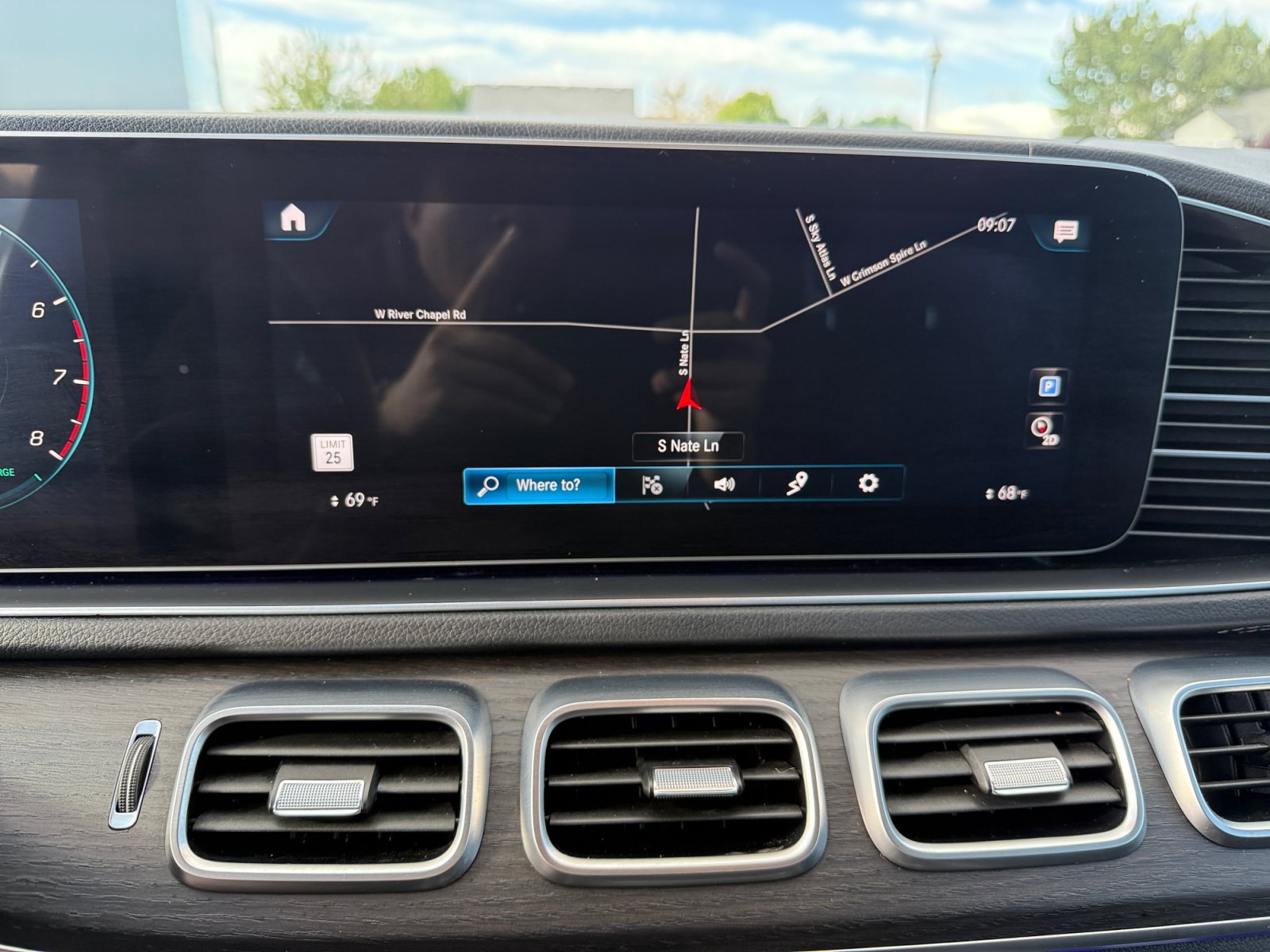 Used 2020 Mercedes-Benz GLS 450 4MATIC image 28