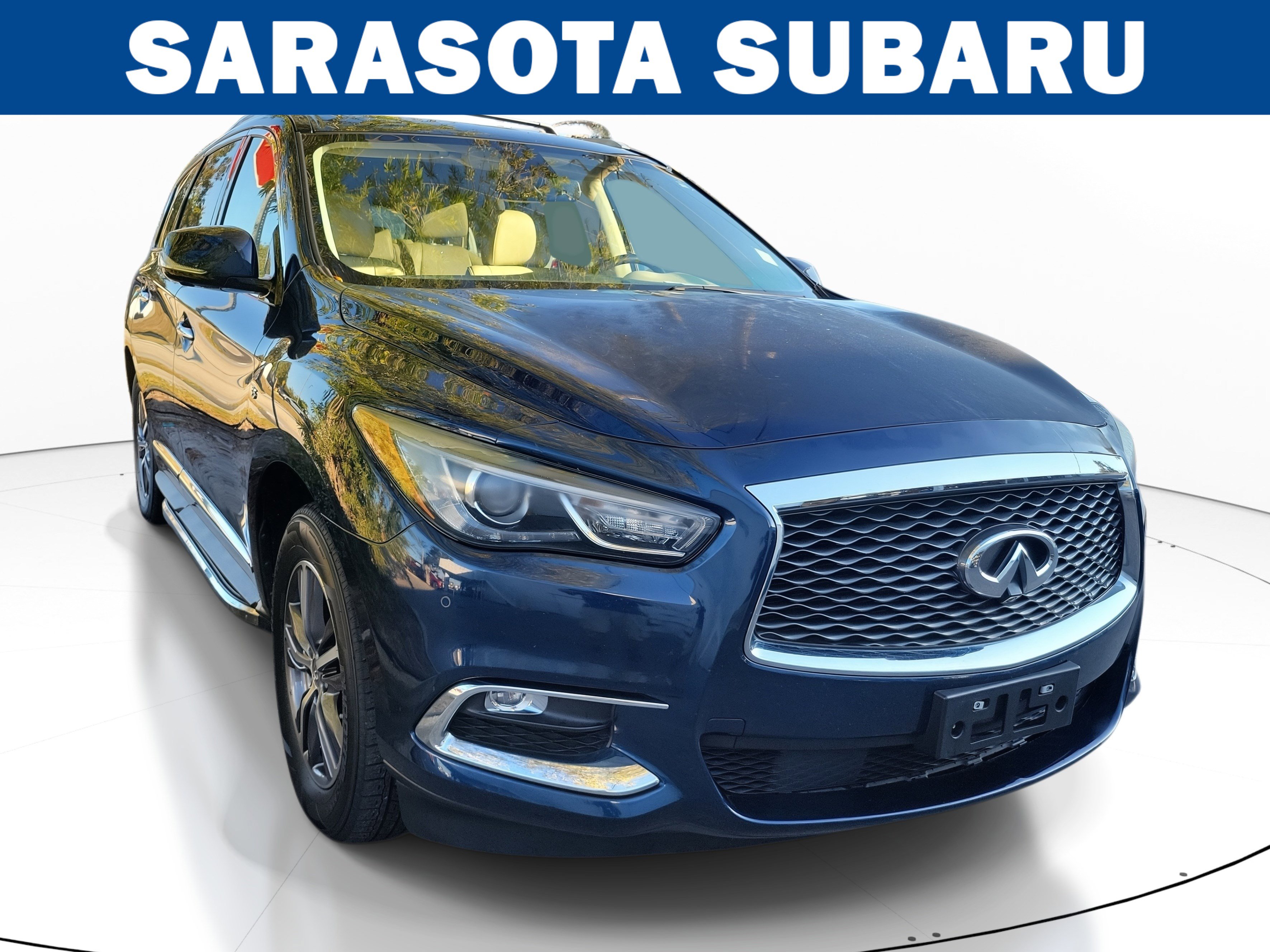 Used 2017 INFINITI QX60 Luxe w/ Premium Plus Package image 1