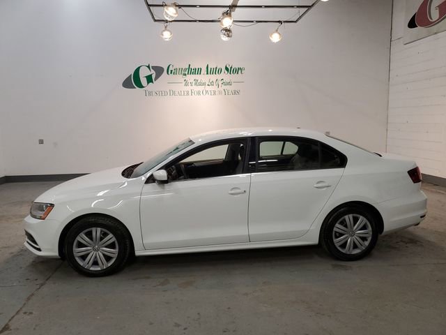 Used 2017 Volkswagen Jetta S image 4