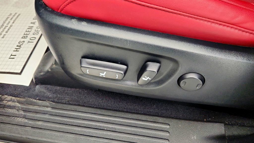 Used 2023 Lexus GX 460 Premium w/ Premium Plus Package image 12