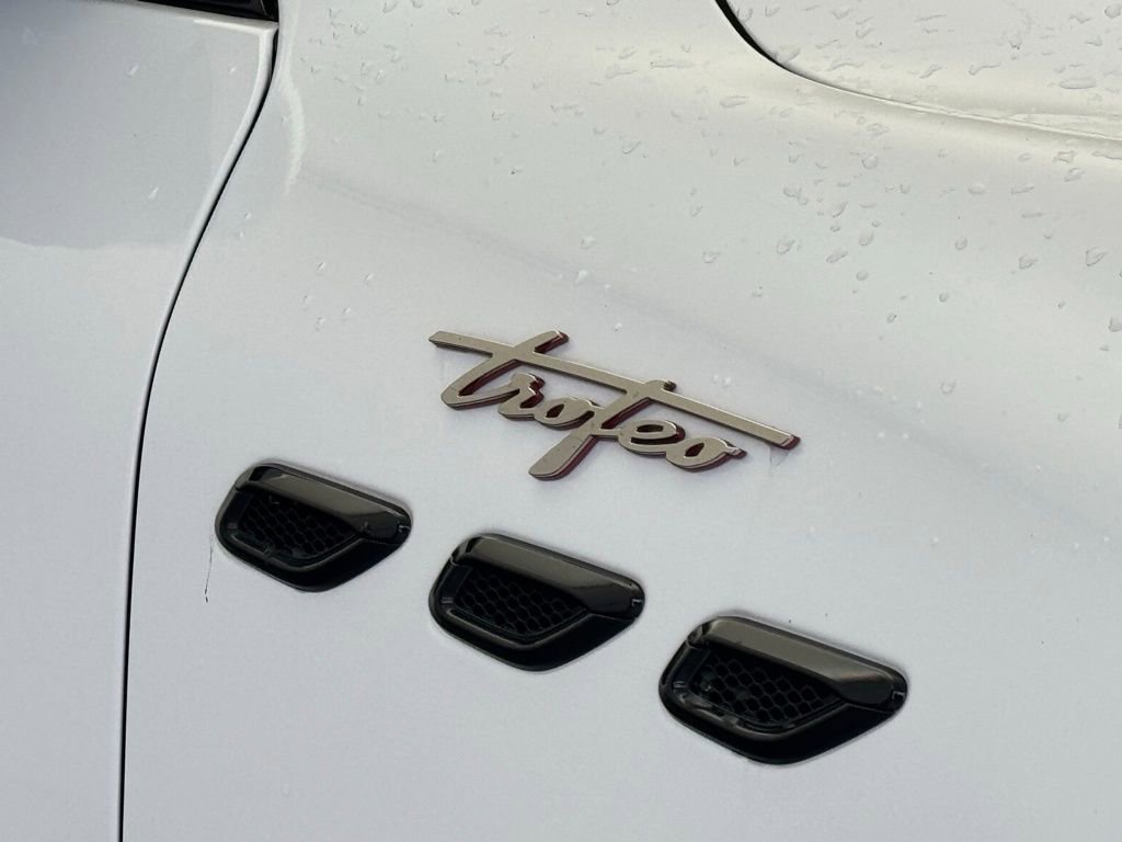 Used 2024 Maserati Grecale Trofeo image 36