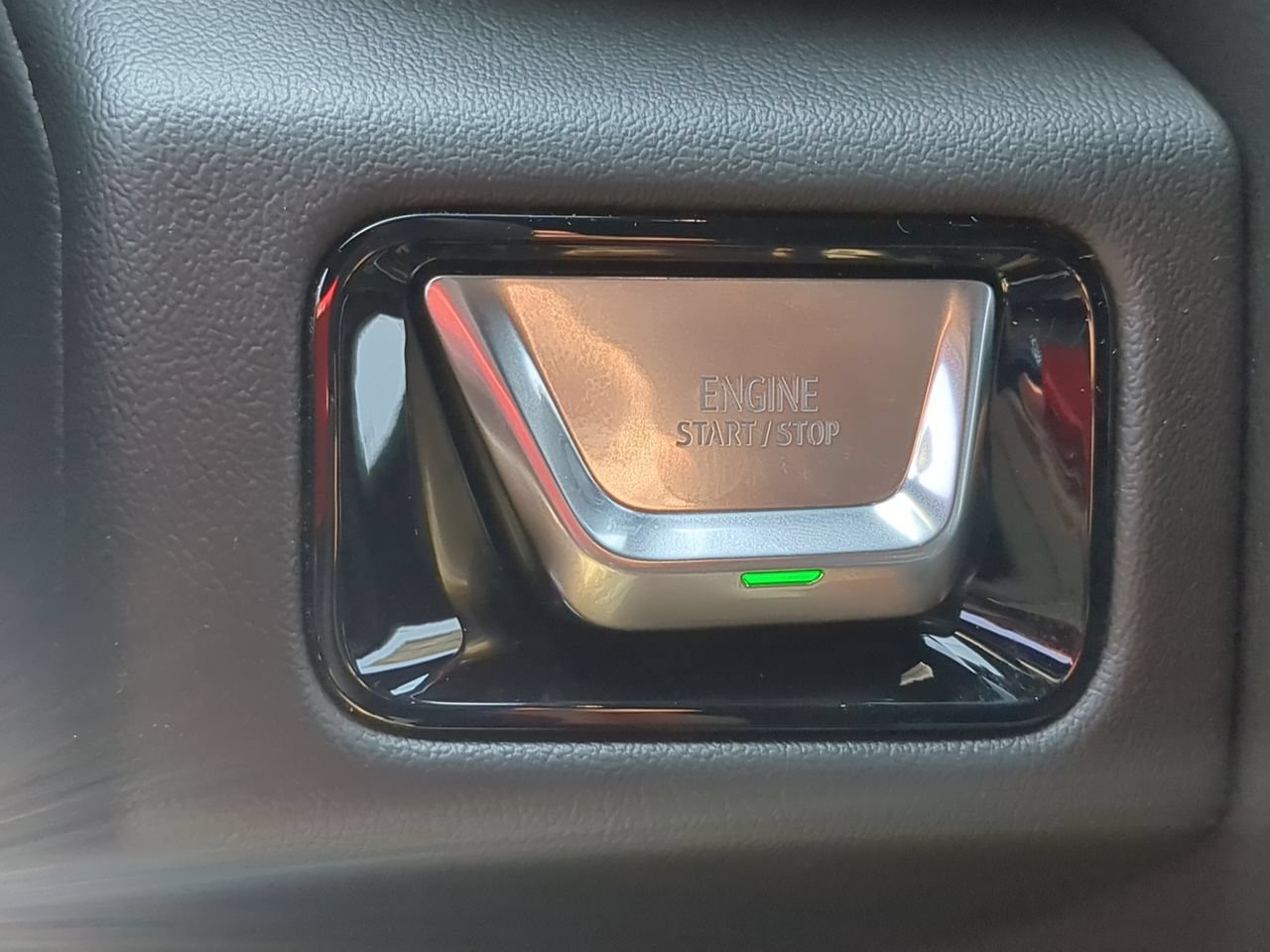 New 2026 GMC Yukon Denali AWD/4WD image 17