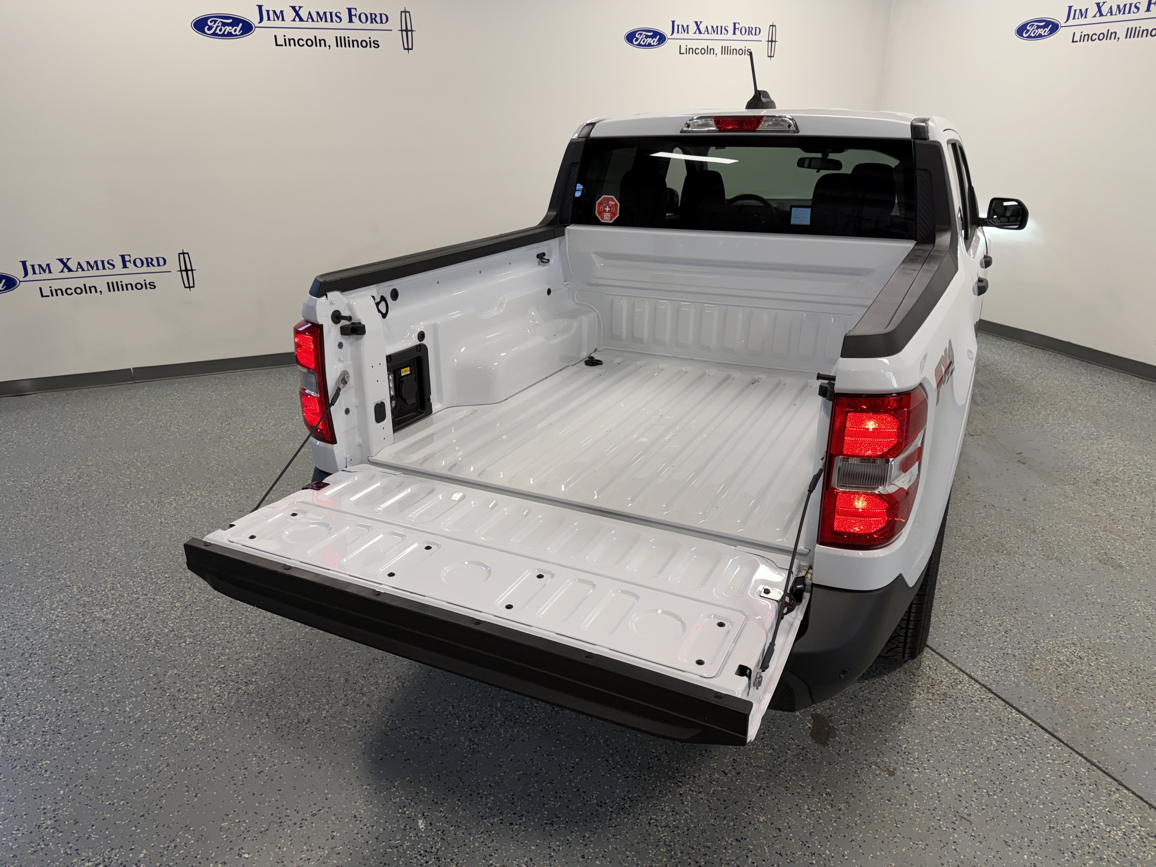 New 2026 Ford Maverick XLT w/ XLT Luxury Package AWD/4WD image 22