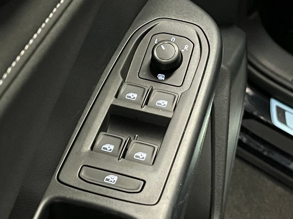 New 2026 Volkswagen Taos SE AWD/4WD image 17