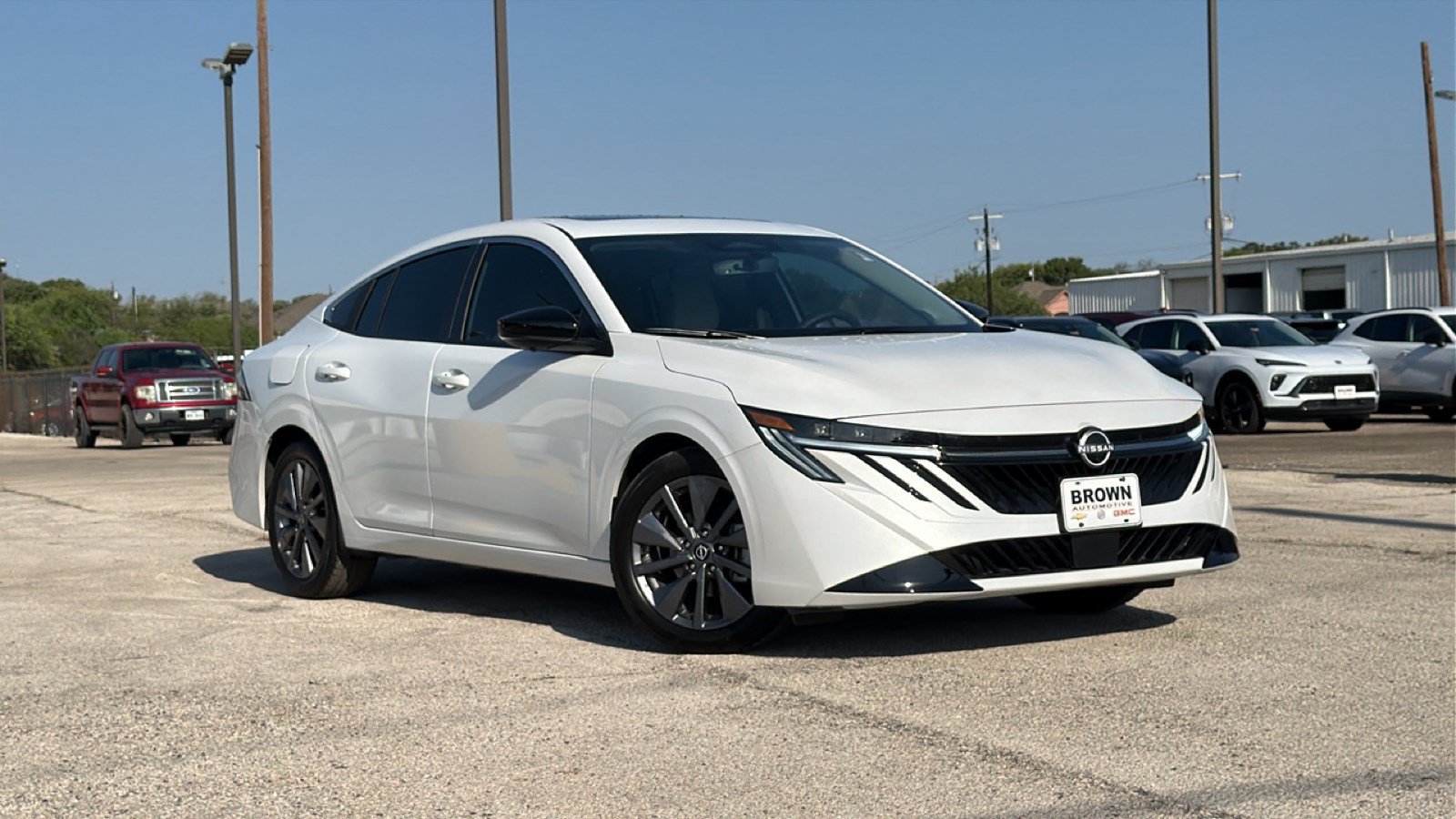 Used 2026 Nissan Sentra SL w/ Floor Mat Package FWD image 1