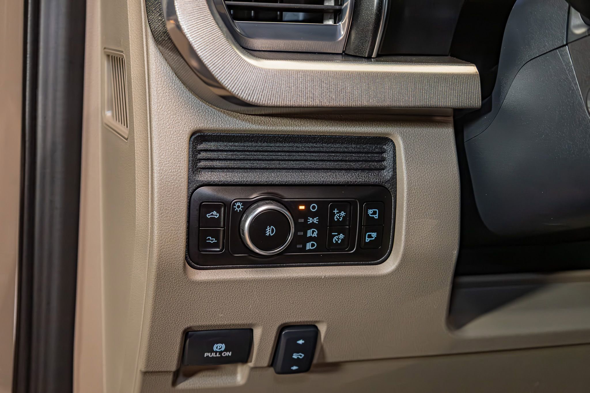 Used 2026 Ford F450 Platinum AWD/4WD image 21