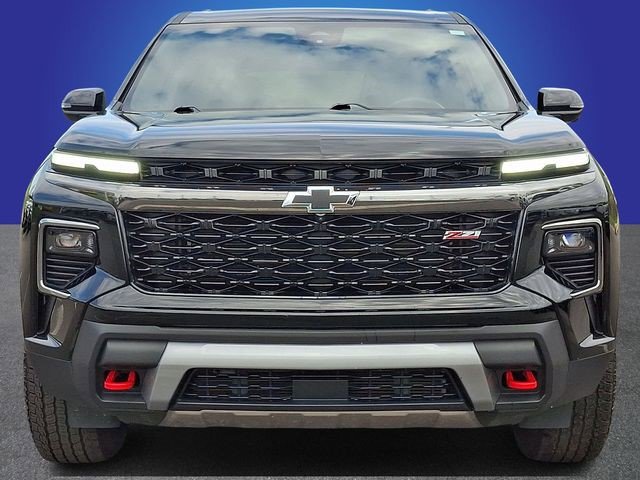 Certified 2025 Chevrolet Traverse Z71 w/ Driver Confidence Package AWD/4WD image 2