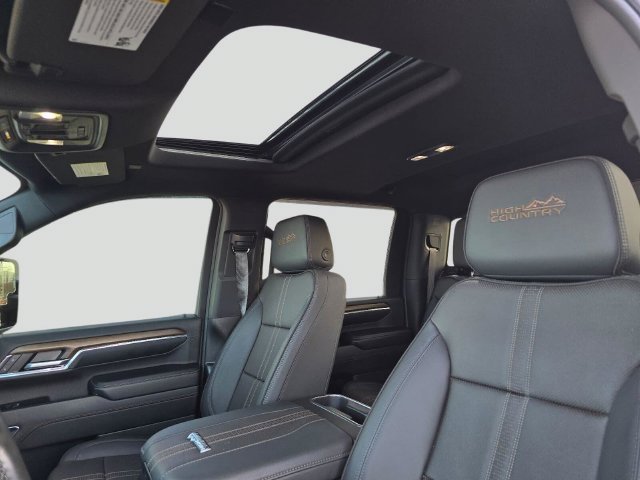 Used 2024 Chevrolet Silverado 3500 High Country w/ High Country Premium Package AWD/4WD image 21
