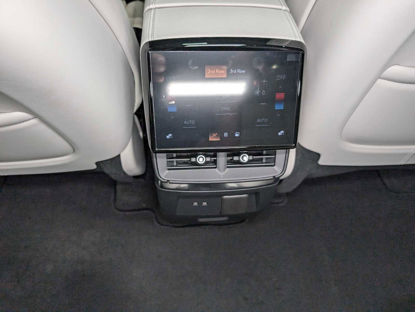 New 2026 Cadillac Vistiq Luxury image 20