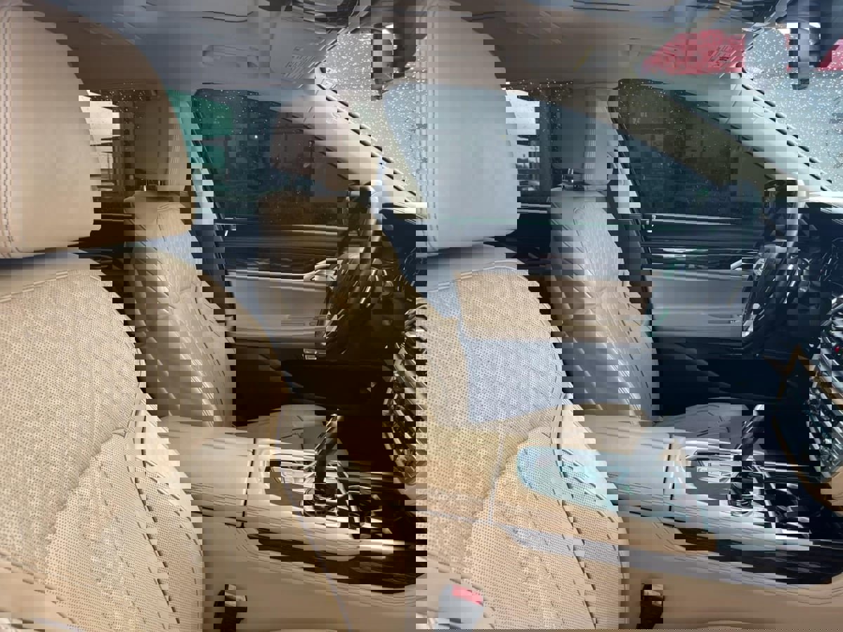 Used 2016 BMW 750i RWD image 36