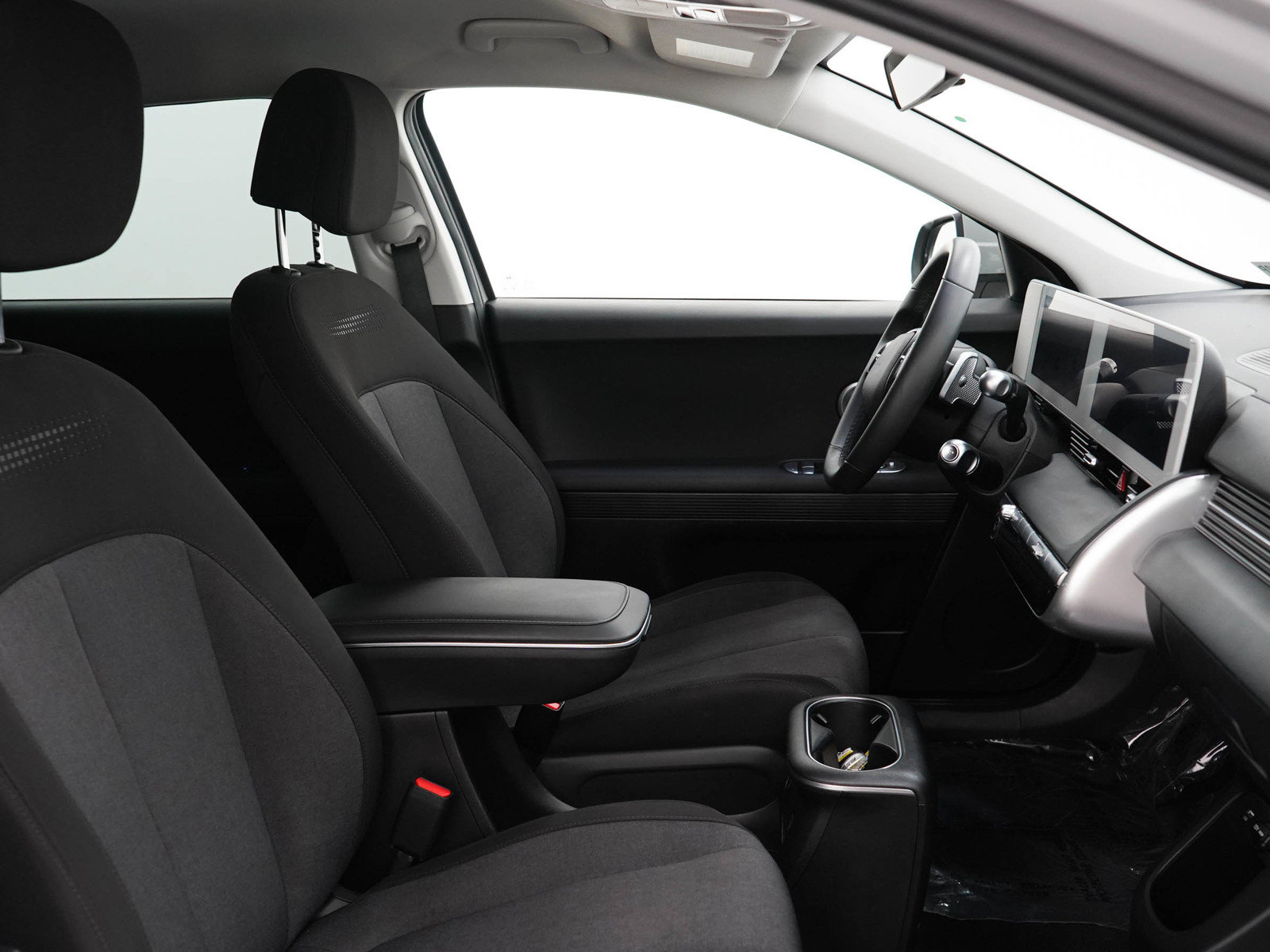 Certified 2024 Hyundai Ioniq 5 SE AWD/4WD image 11