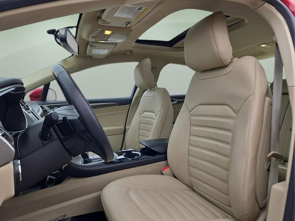 Used 2014 Ford Fusion SE w/ Equipment Group 202A image 15