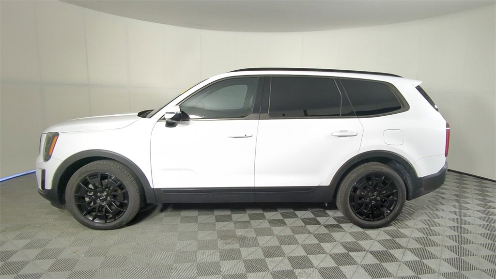 Used 2022 Kia Telluride SX w/ SX Prestige Package image 8