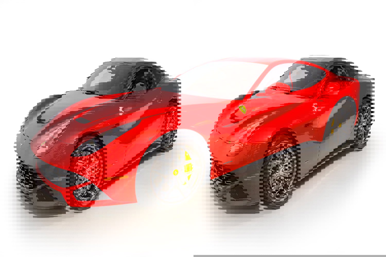 Used 2017 Ferrari F12 Berlinetta image 2