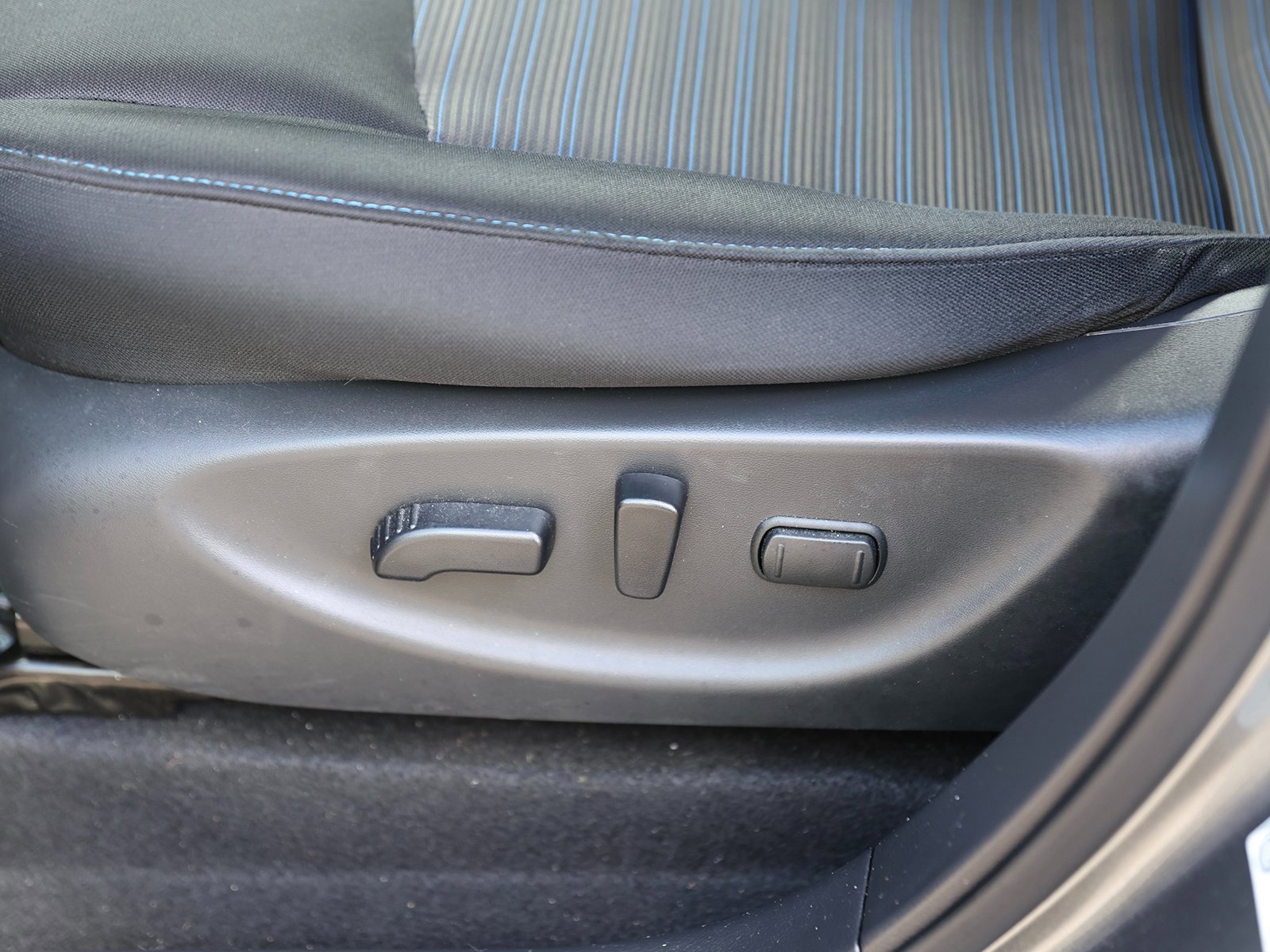 Used 2023 Nissan Leaf SV Plus image 17