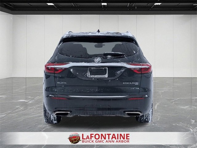 Certified 2018 Buick Enclave Essence image 4