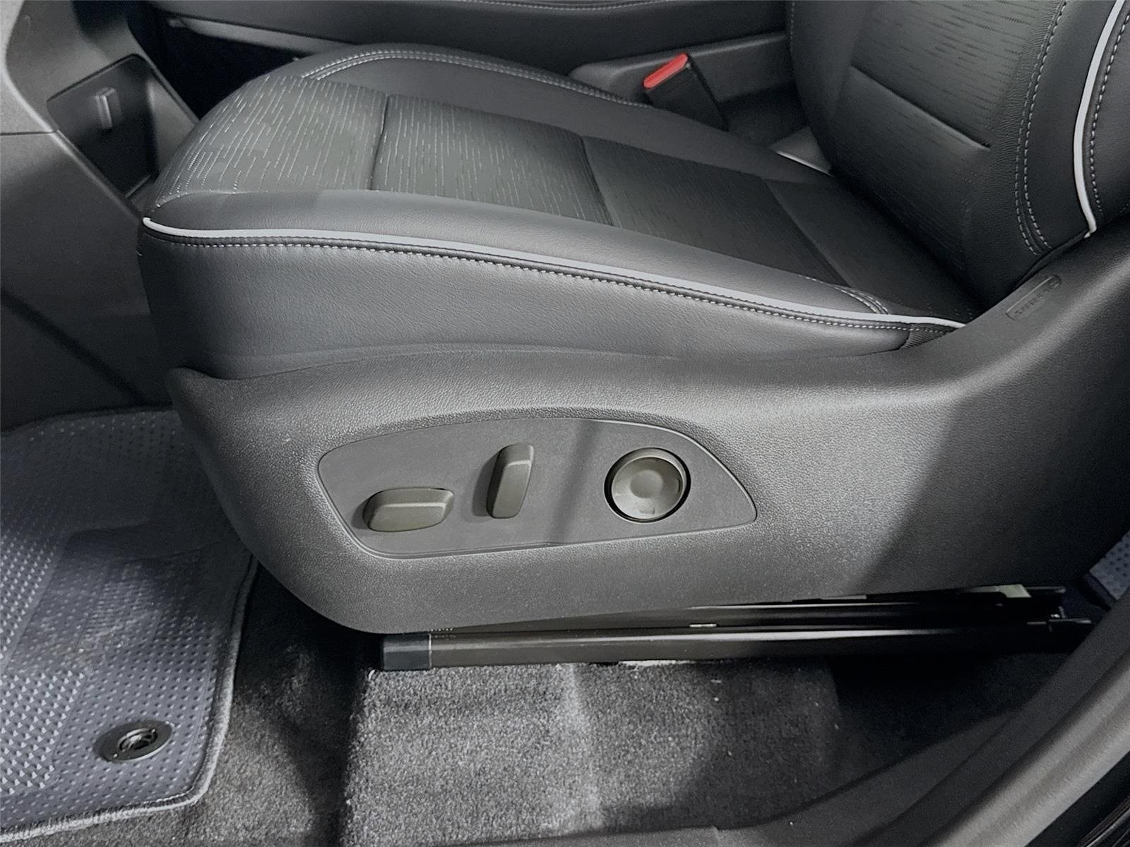 New 2026 Buick Enclave Sport Touring w/ Power Package FWD image 22