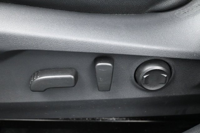Used 2025 Subaru Outback Wilderness AWD/4WD image 12