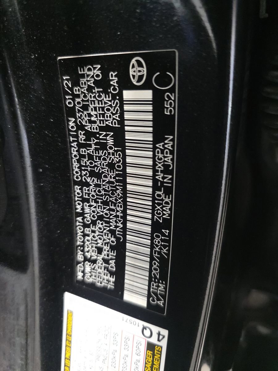 Used 2021 Toyota C-HR XLE image 15