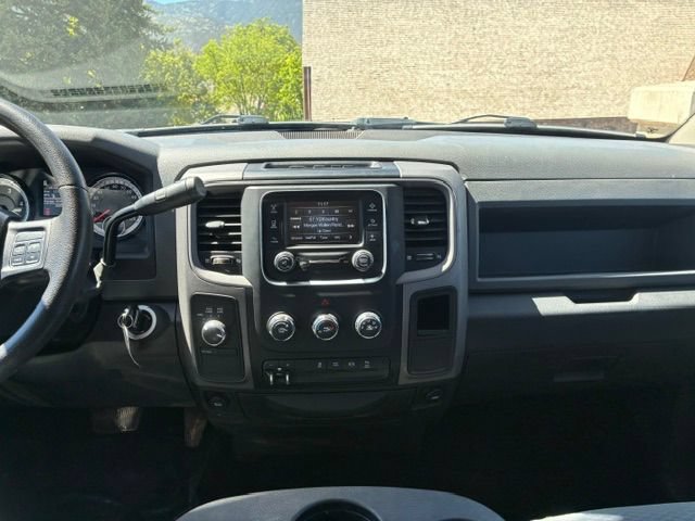 Used 2016 RAM 2500 Tradesman w/ Chrome Appearance Group AWD/4WD image 15