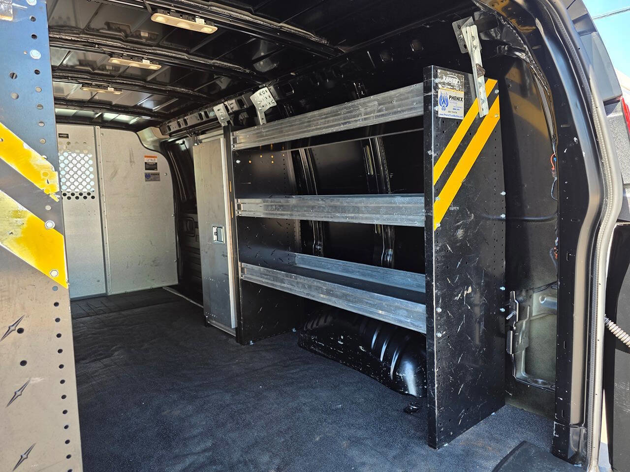 Used 2023 GMC Savana 3500 Extended w/ Driver Convenience Package image 14