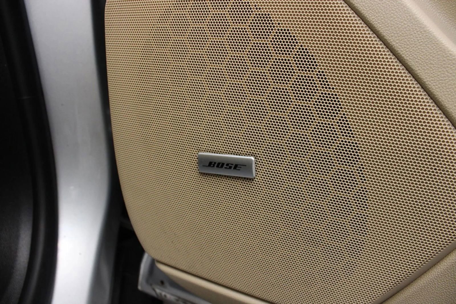 Used 2018 Cadillac XT5 AWD image 64