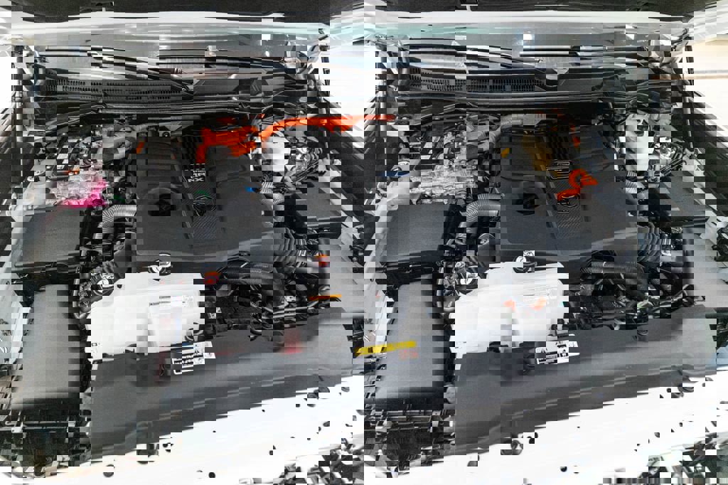 Certified 2025 Toyota Sequoia SR5 AWD/4WD image 38