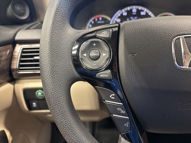 Used 2016 Honda Accord EX image 24