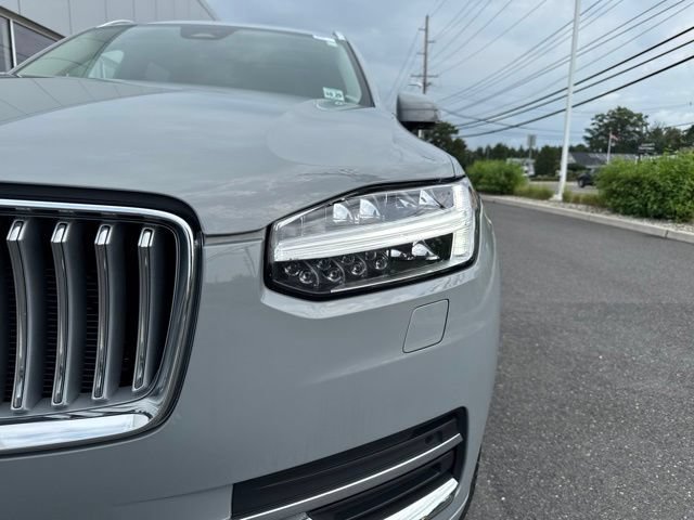 Certified 2025 Volvo XC90 B6 Plus w/ Protection Package Premier AWD/4WD image 8