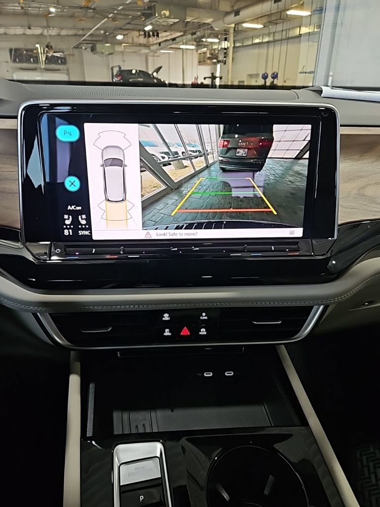 New 2026 Volkswagen Atlas SE image 35