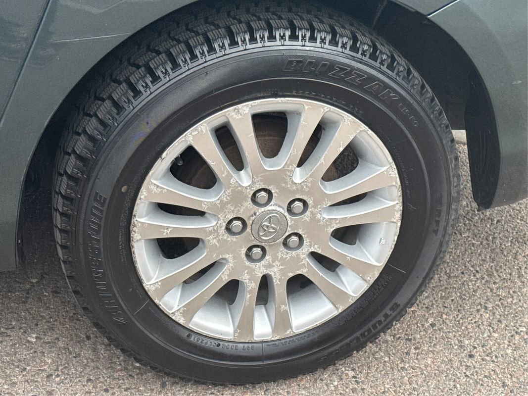 Used 2005 Toyota Sienna LE image 28