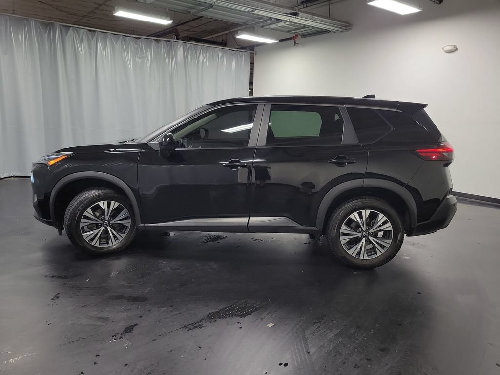 Used 2023 Nissan Rogue SV AWD/4WD image 5