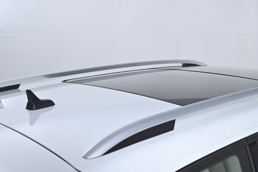 Used 2019 Volkswagen Golf Alltrack SE image 11