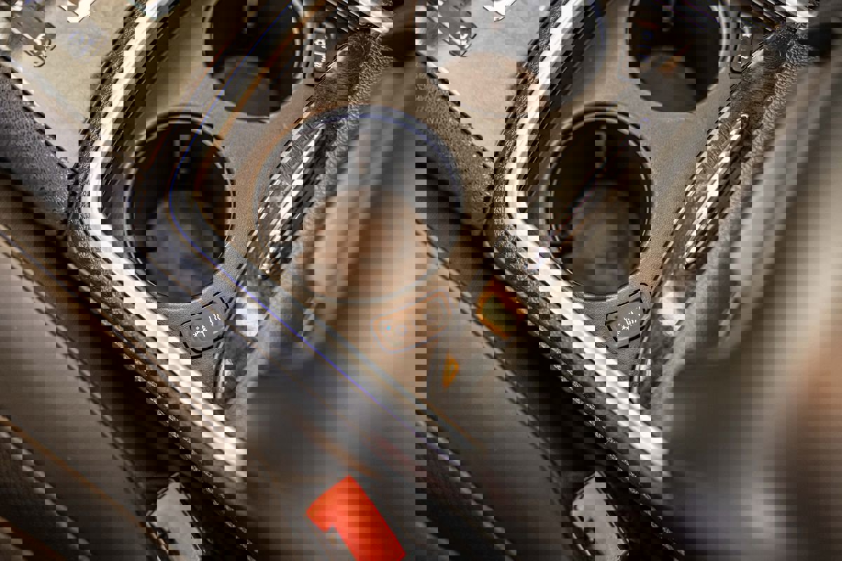 Used 2012 Chrysler 300 C w/ 19-Premium Speaker Group AWD/4WD image 30