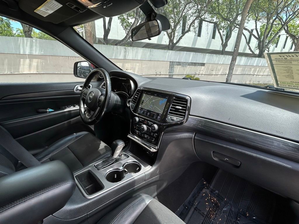 Used 2021 Jeep Grand Cherokee Laredo X RWD image 32