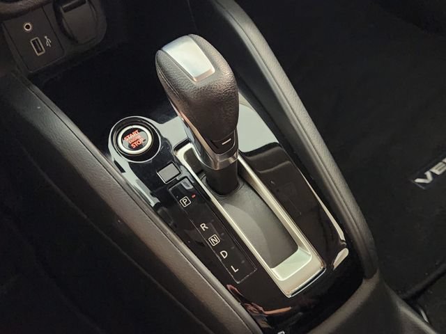 Used 2022 Nissan Versa SR w/ Convenience Package FWD image 20